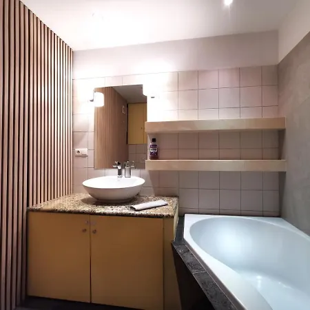 Nozownicza ~ Self Check-in 24h ~ Lift